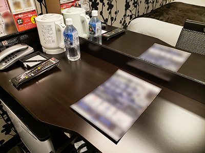 ビジネスホテルでのモビリティサービス告知ツール設置事例3