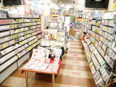 大手CDショップHでの袋封入サンプリング1