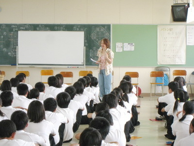 中学校での出前授業2