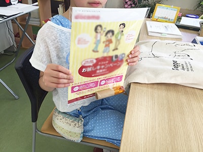 全国学習塾でのGPS搭載子供向け腕時計訴求サンプリング事例2