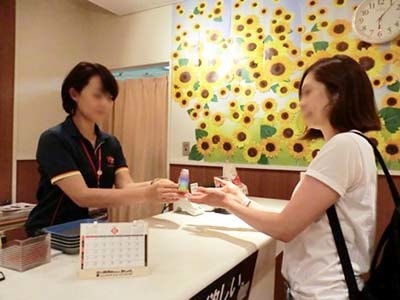 フィットネスジム/ヨガスタジオでのオーガニック試供品サンプリング事例4