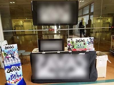 フィットネスクラブのイベントスペースにおけるプロテイン商品サンプリングイベント事例4