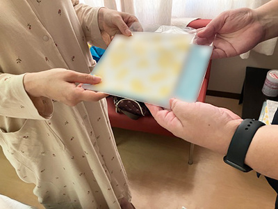 産婦人科でのベビー用品ブランド通販サイトリニューアル告知サンプリング事例1