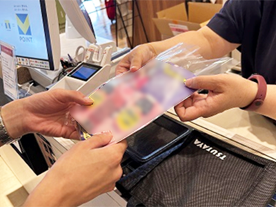 整腸作用がある機能性表示食品（清涼飲料）の書店でのサンプリング事例