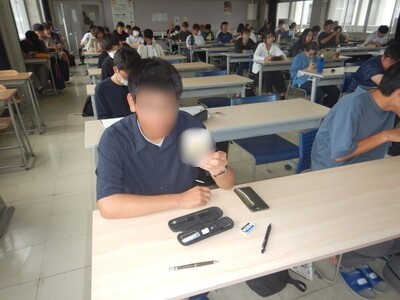 園芸学科・農業学科・酪農学科生徒への絆創膏サンプリング事例4